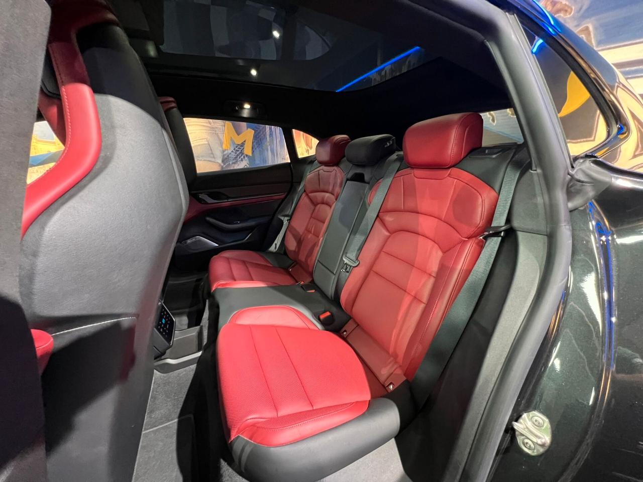 Porsche Taycan Taycan Turbo S Cross Turismo 761CV (922)