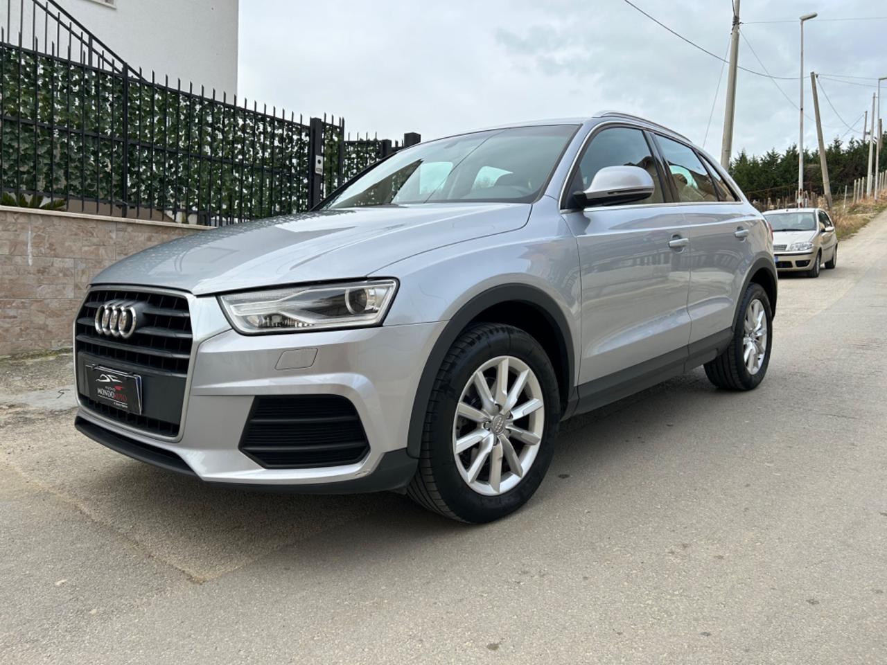 Audi Q3 2.0 TDI 120 CV Sport