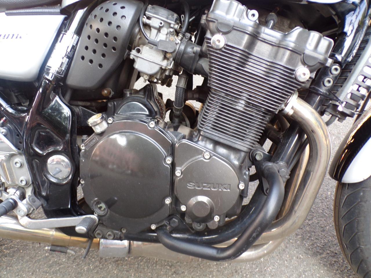 SUZUKI GSX 750 Inazuma - Cafè Racer - UNICA NEL SUO GENERE!