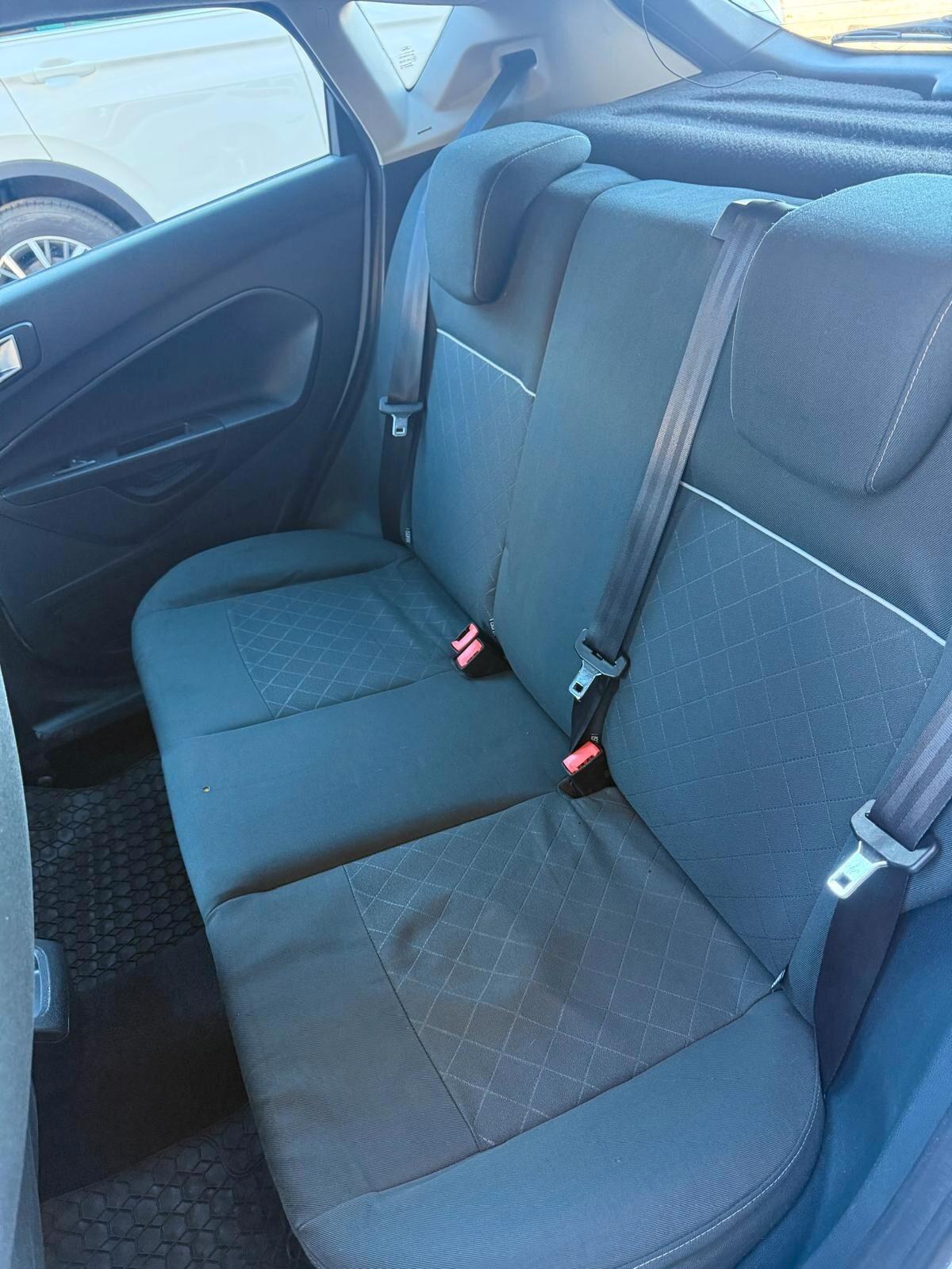 Ford Fiesta 1.2 82CV Titanium 2012