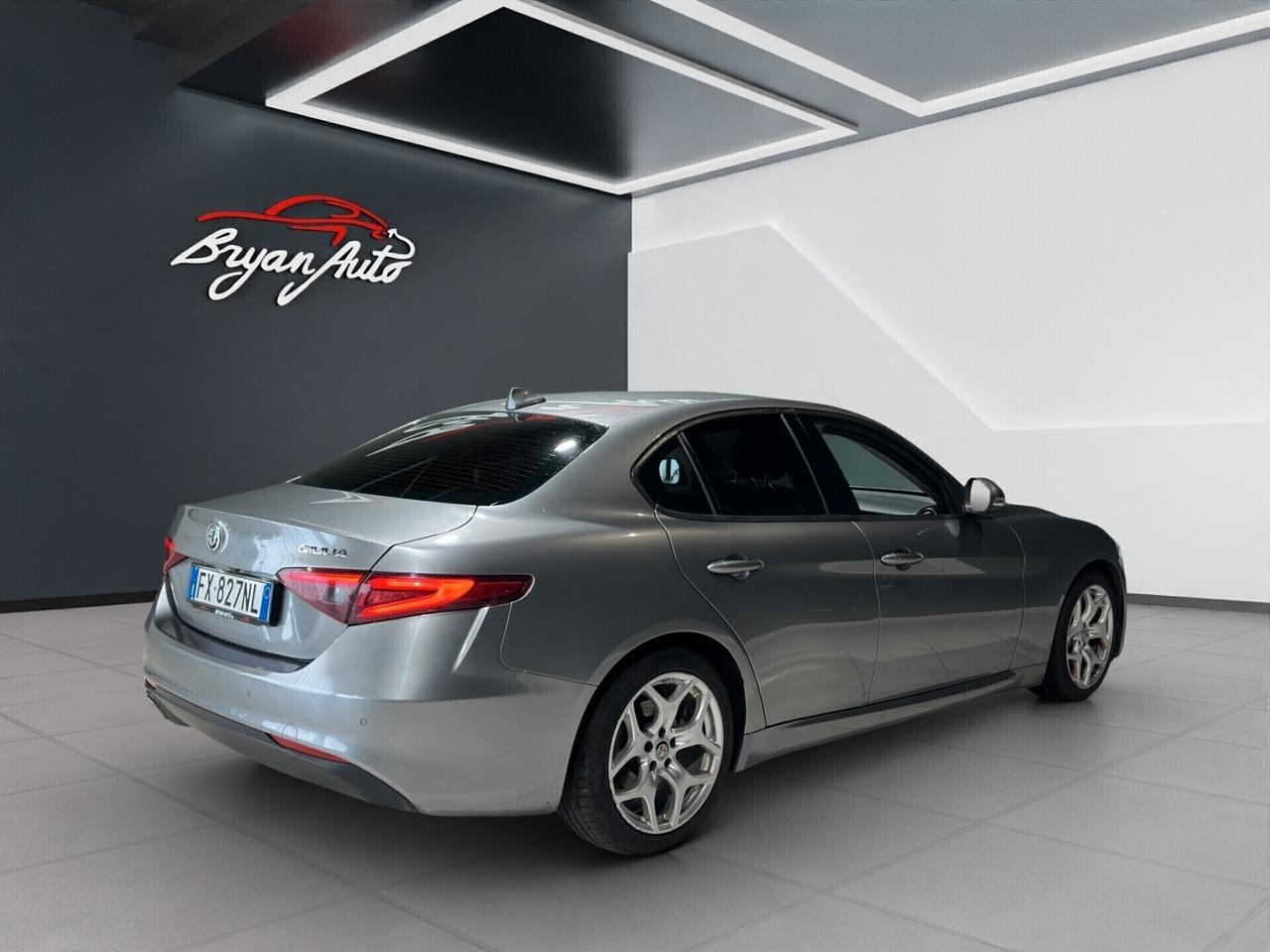 Alfa Romeo Giulia 2.2 Turbodiesel 160 CV AT8 Sport-Tech