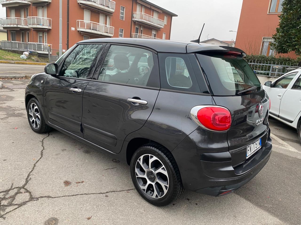 Fiat 500L 1.3 Multijet 95 CV Dualogic Lounge