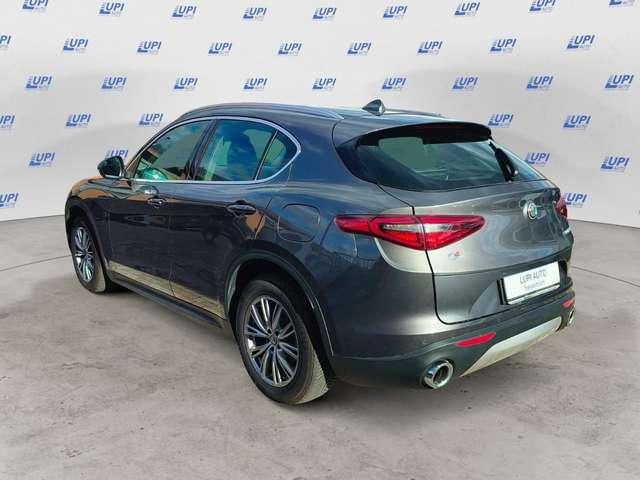 Alfa Romeo Stelvio 2.2 t Business Q4 190cv auto