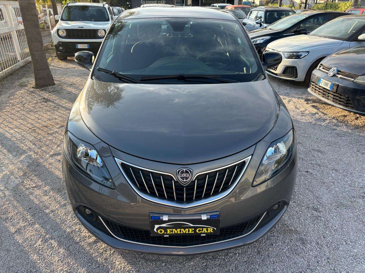 LANCIA YPSILON 1.0 HYBRID GOLD FULL OPTIONAL