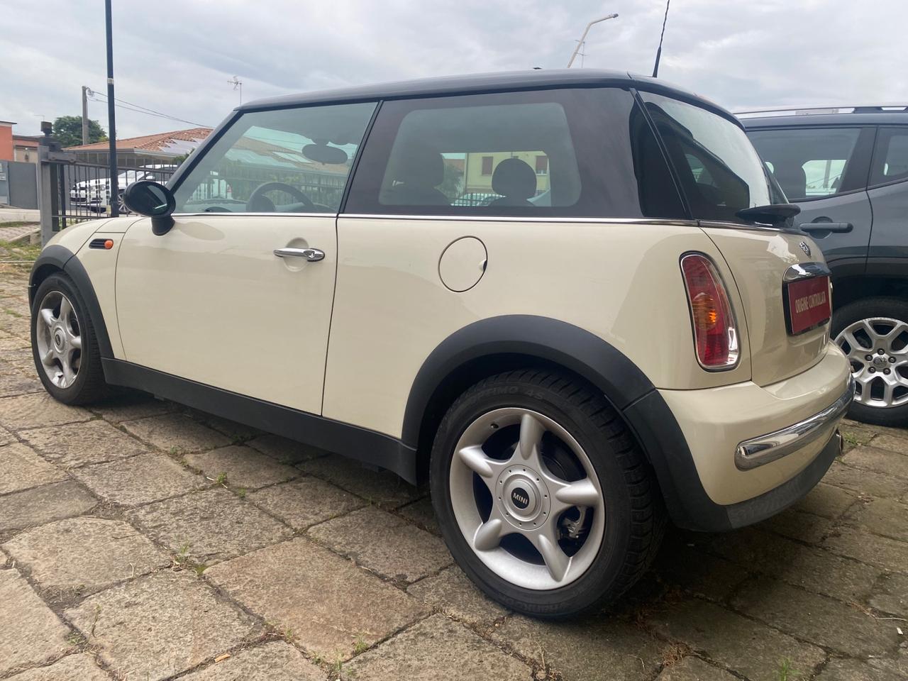 Mini 1.6 16V Cooper