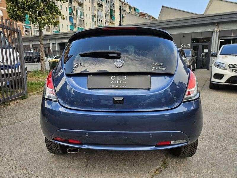 Lancia Ypsilon 1.0 FireFly 70cv Hybrid