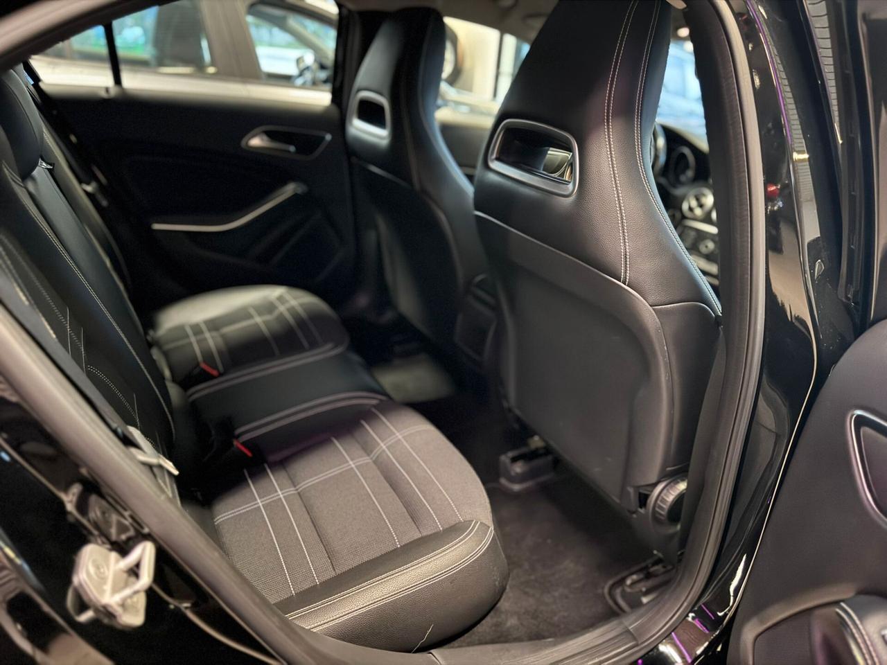 Mercedes-benz A 180 d Sport my16