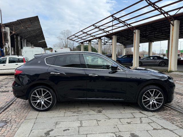 MASERATI Levante V6 Diesel 275 CV AWD