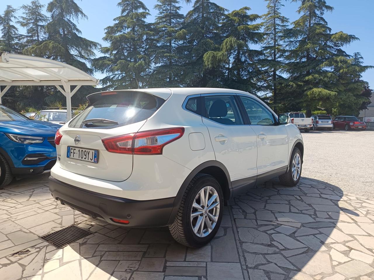 Nissan Qashqai 1.5 dCi Pari al Nuovo * Tua a 208€ Mese