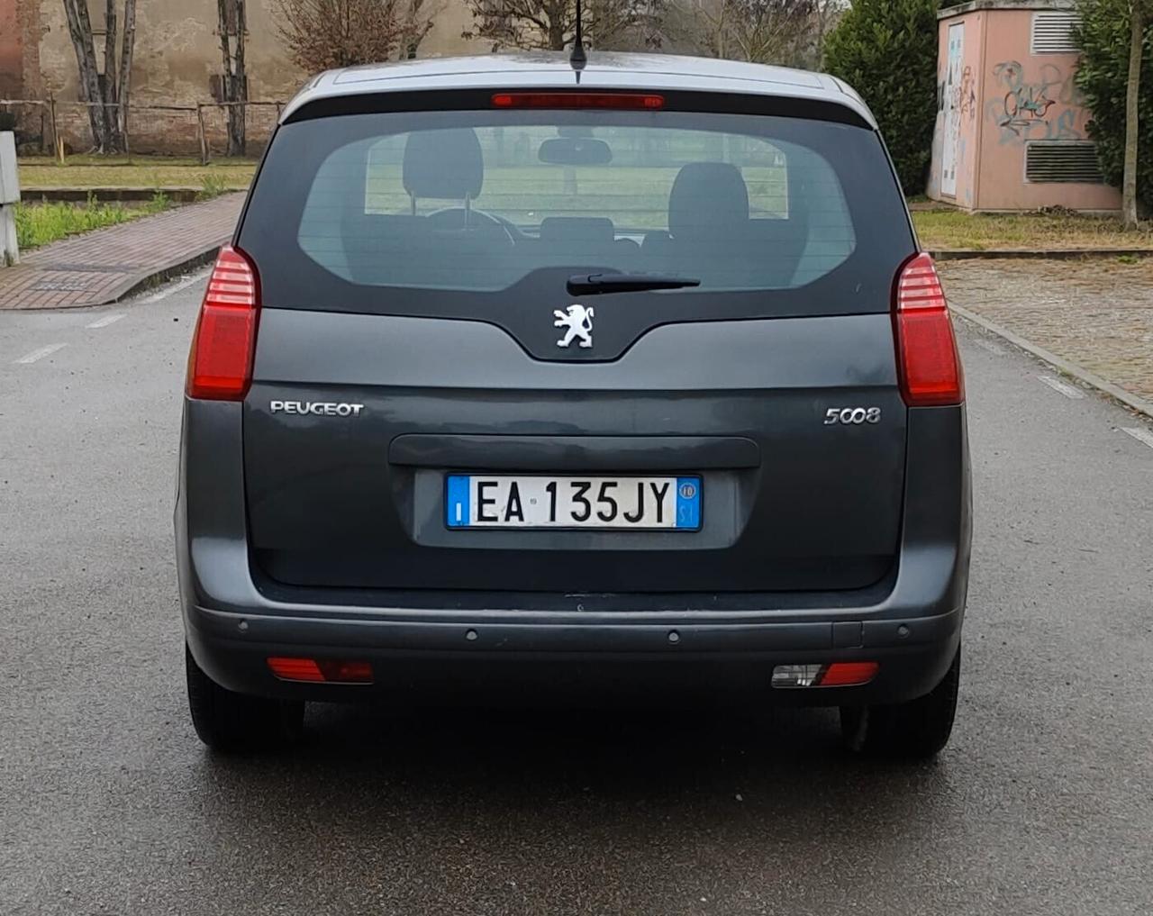 Peugeot 5008 1.6 HDi 110CV Business
