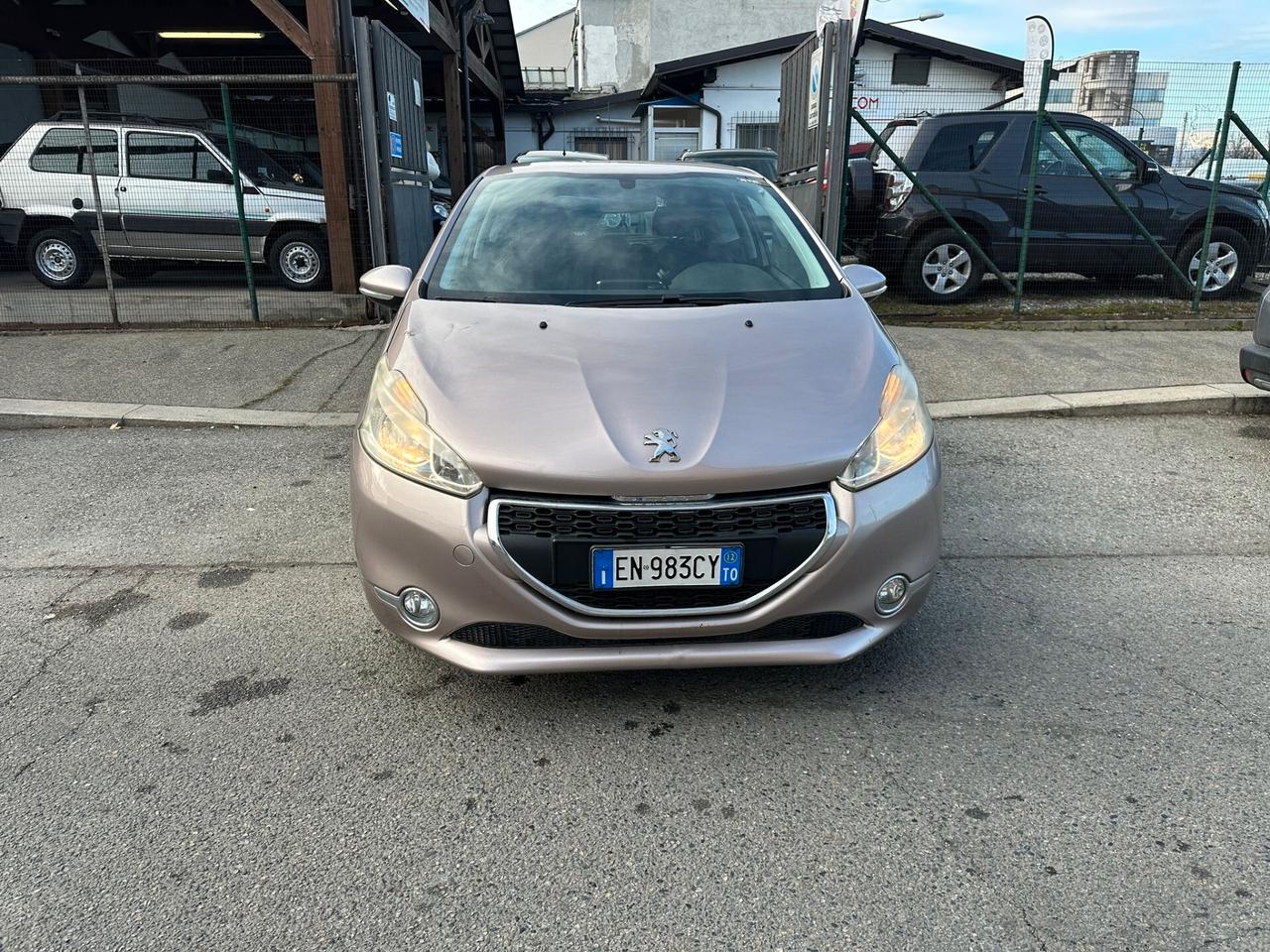 Peugeot 208 1.2 VTi 82 CV 3 porte Allure