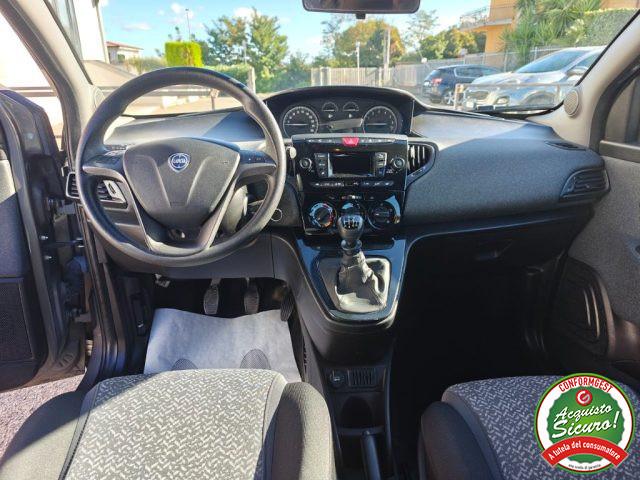 LANCIA Ypsilon 1.0 FireFly 5 porte S&S Hybrid Ecochic Gold
