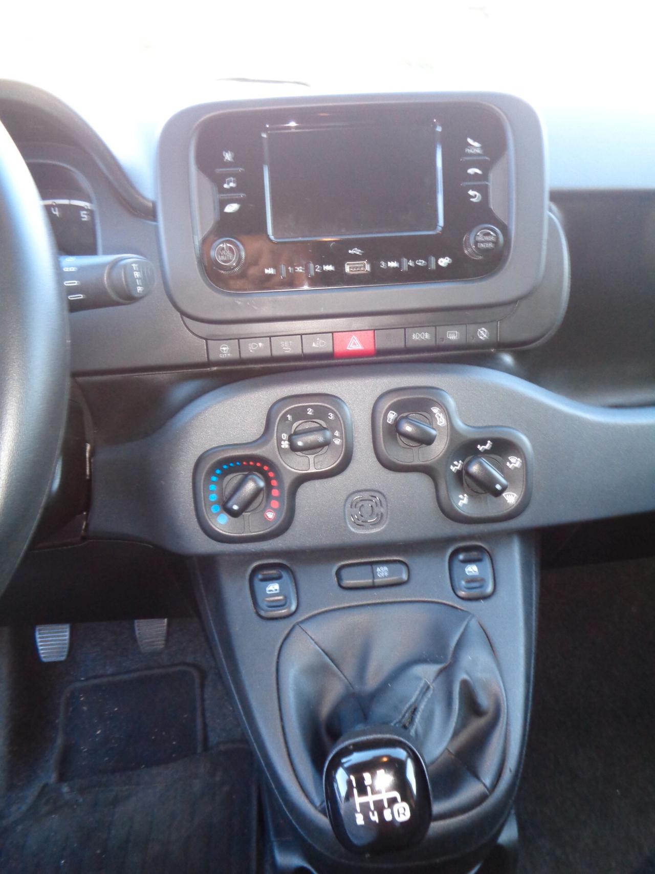 Fiat Panda 1.0 FireFly S&S Hybrid City Cross
