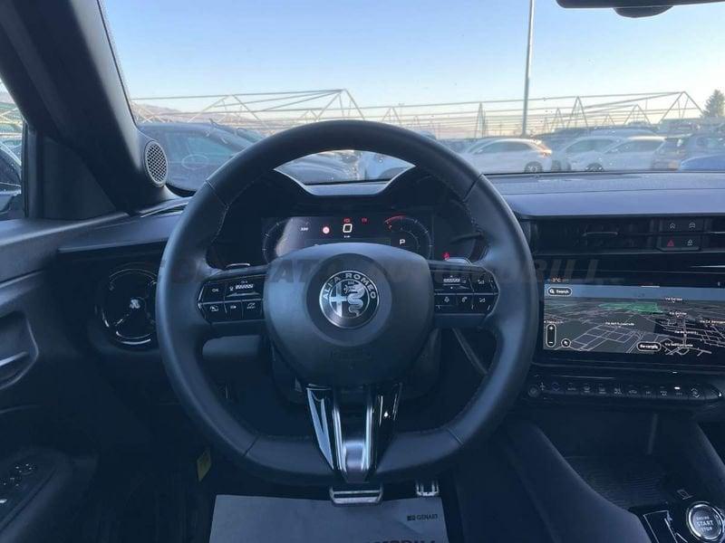 Alfa Romeo Junior Junior 1.2 ibrida Speciale 136cv edct6