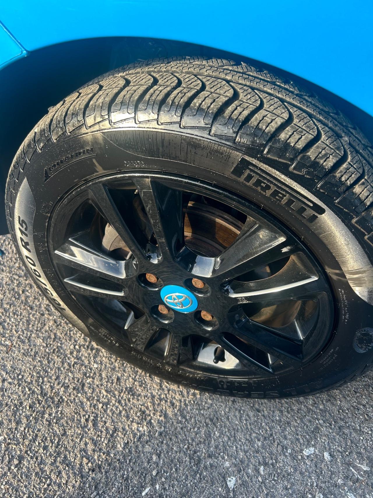 Toyota Aygo 1.0 VVT-i 69 CV 5 porte x-pure