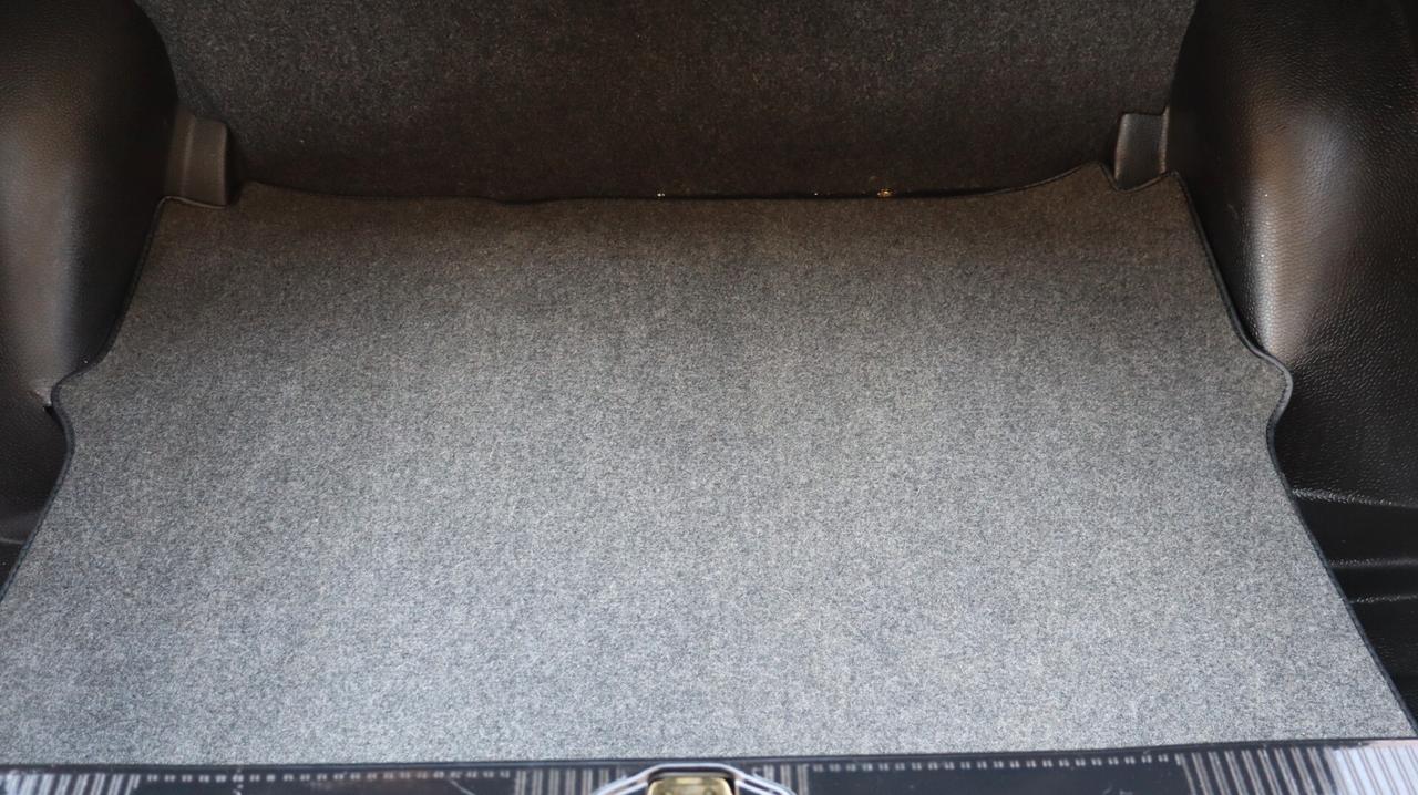 Mercedes-benz 200 Mercedes W123 48.000KM da Museo!!!