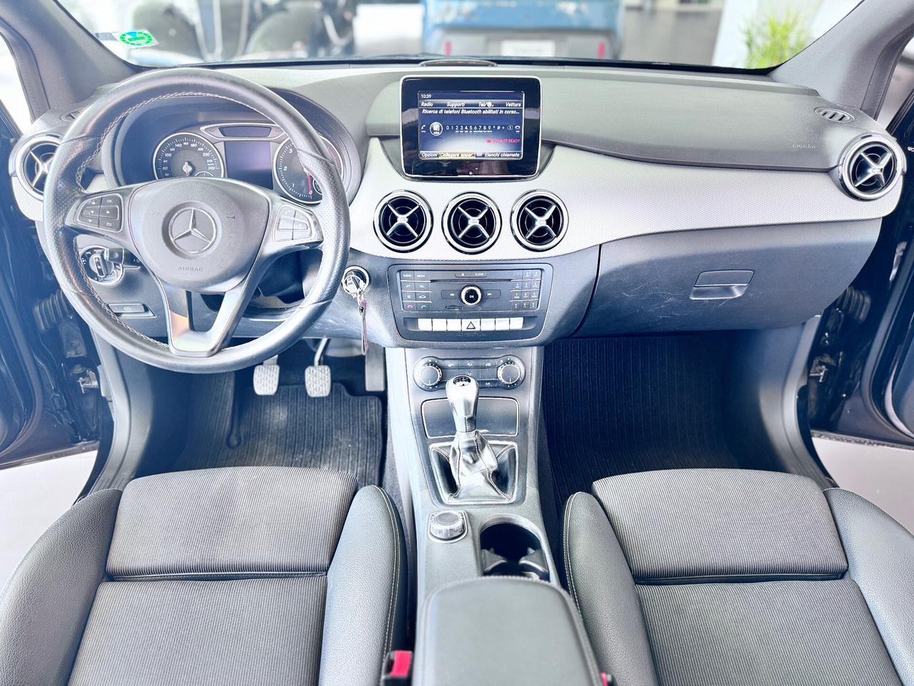 Mercedes-benz B 200 d Premium