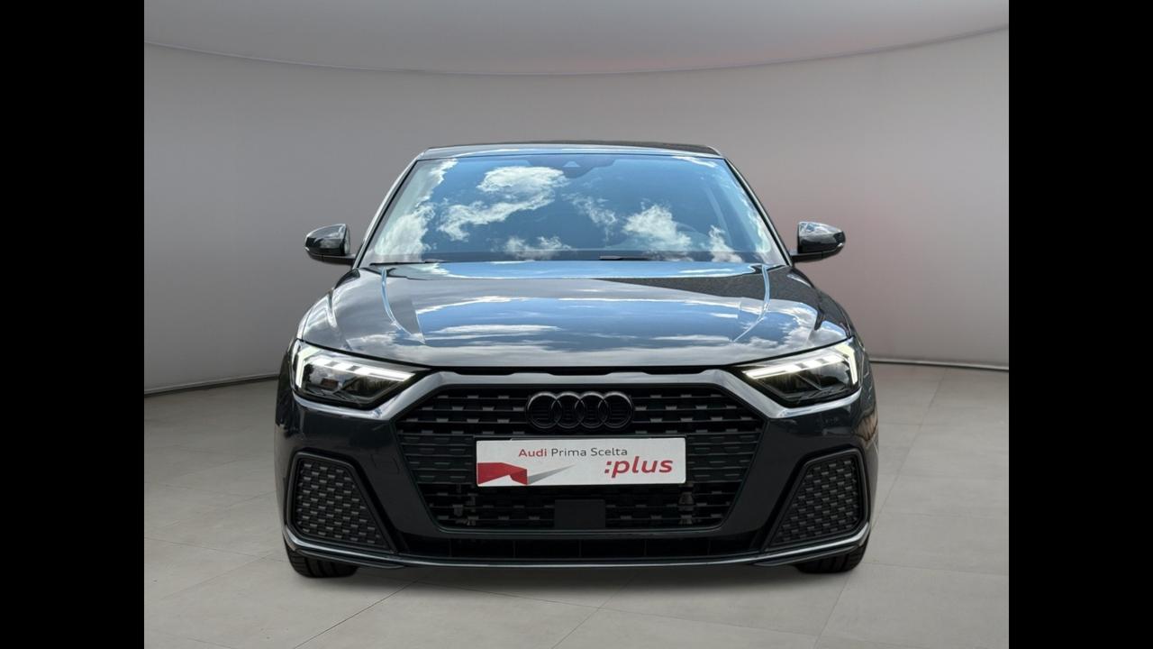 AUDI A1 II 2019 Sportback - A1 Sportback 30 1.0 tfsi Business 116