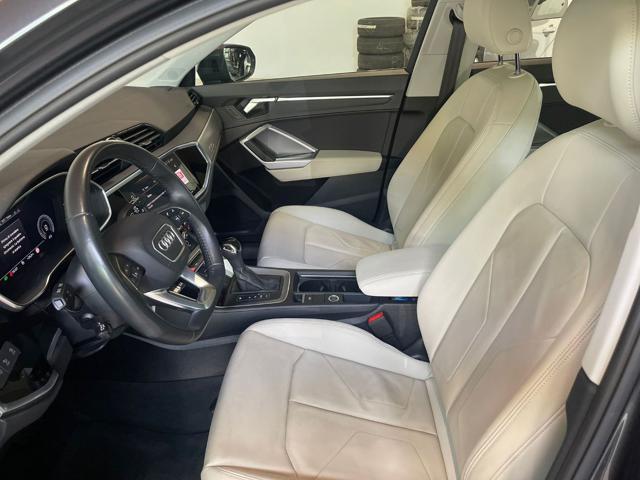 AUDI Q3 45 TFSI quattro S tronic S line edition