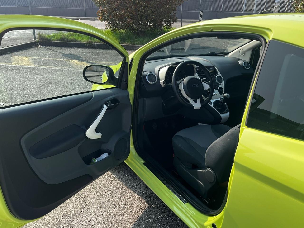 Ford Ka Ka+ 1.2 8V 69CV Titanium Business