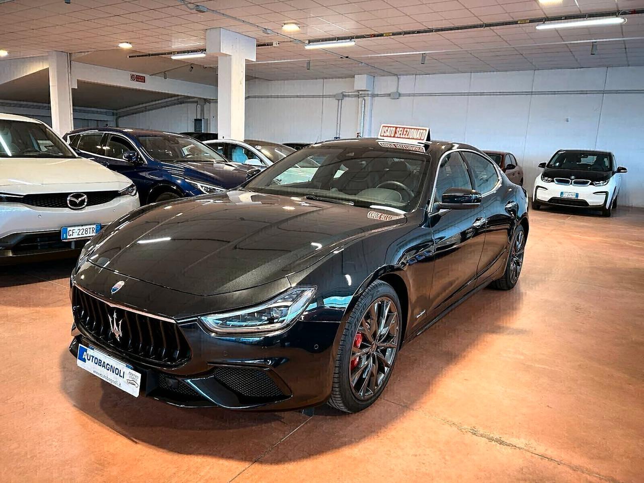 Maserati Ghibli GRANSPORT L4 330 CV MHEV 26000 km