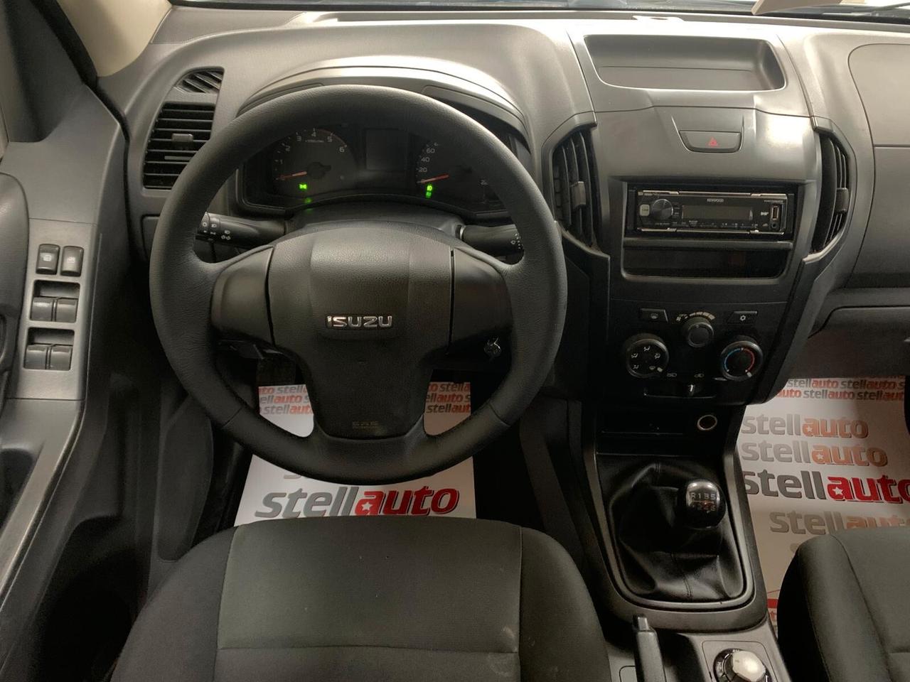 Isuzu D-Max 2.5 Crew Cab Solar 4WD