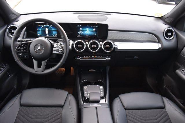 MERCEDES-BENZ GLB 180 d Automatic Sport