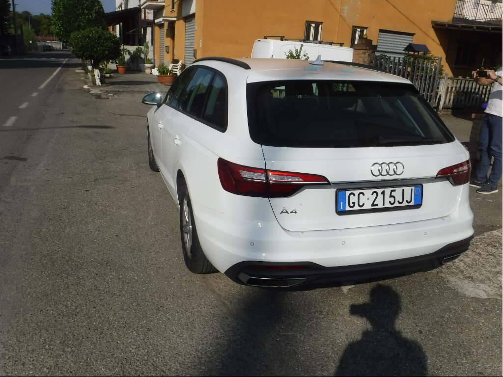 Audi A4 Avant 35 2.0 tdi mhev Business 163cv s-tronic