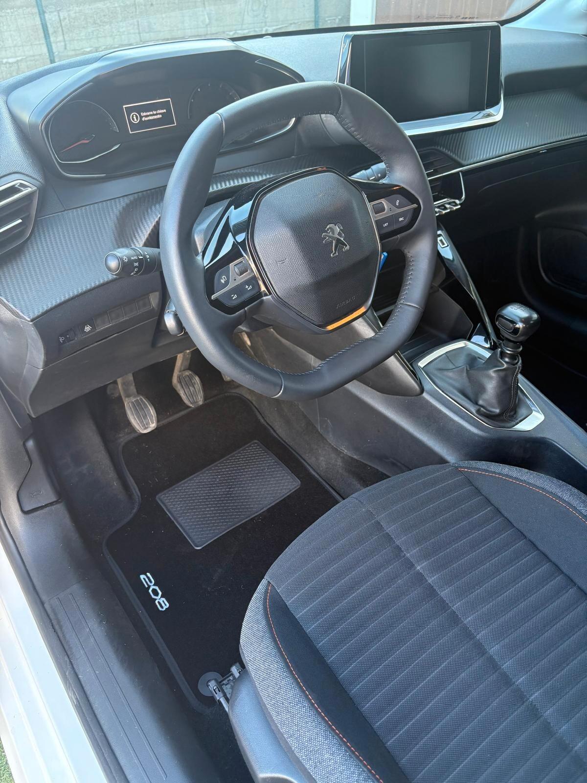 Peugeot 208 1500 HDI 102 CV