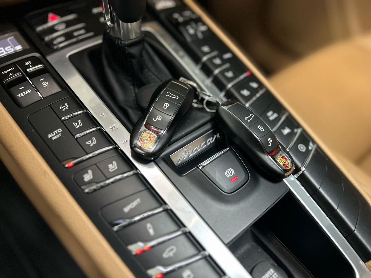 Porsche Macan S