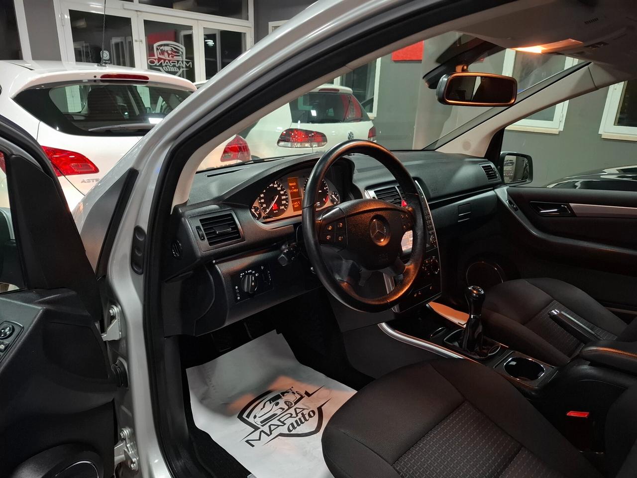 Mercedes-benz B 180 CDI Premium NEOPATENTATO