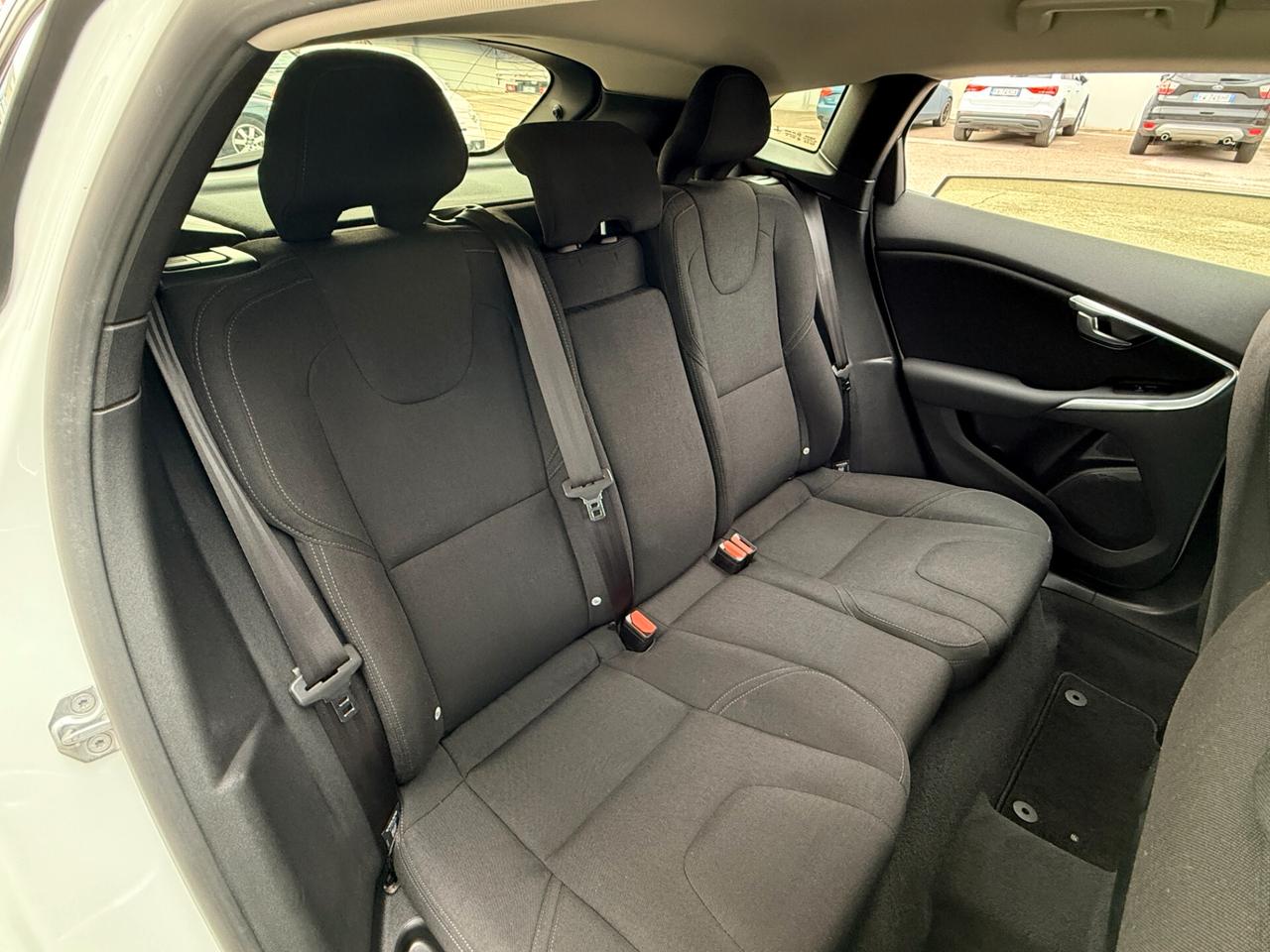 Volvo V40 D2 Geartronic Kinetic