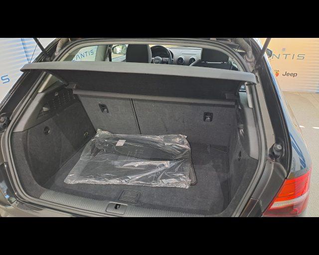 AUDI A3 1.6 tdi 110cv s-tronic