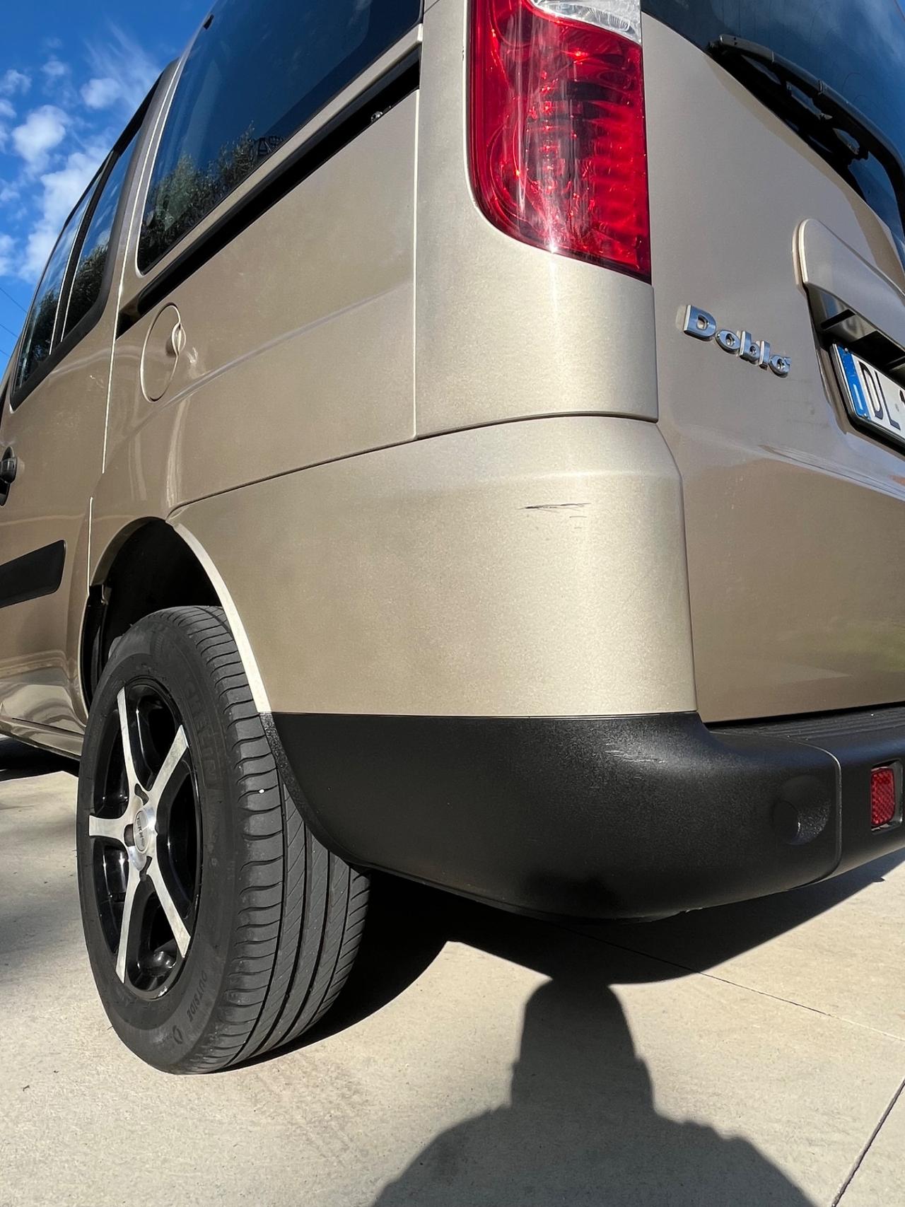 Fiat Doblo MJT 105CV 5 POSTI PARI AL NUOVO