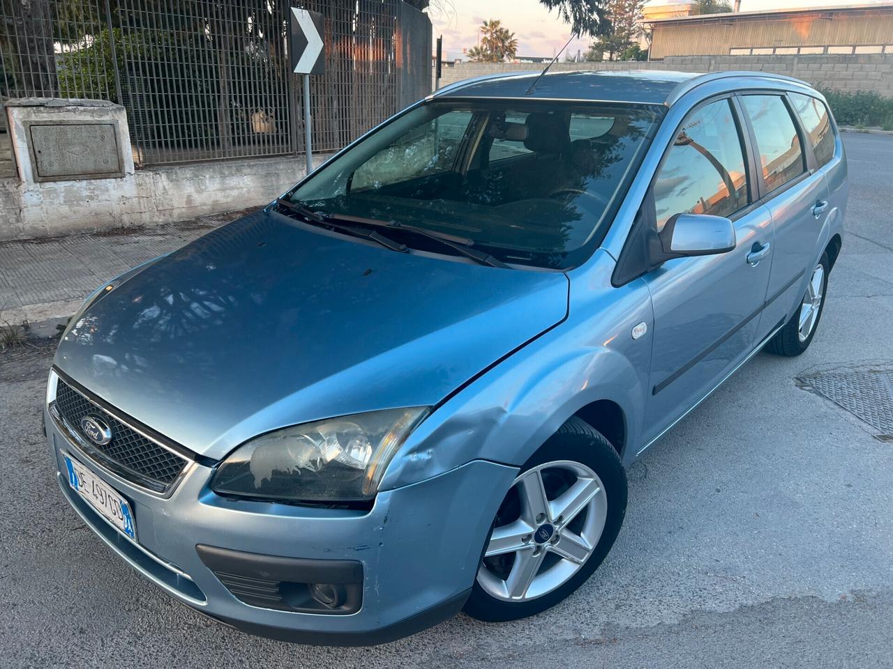 Ford Focus CC Focus (115CV) Titanium