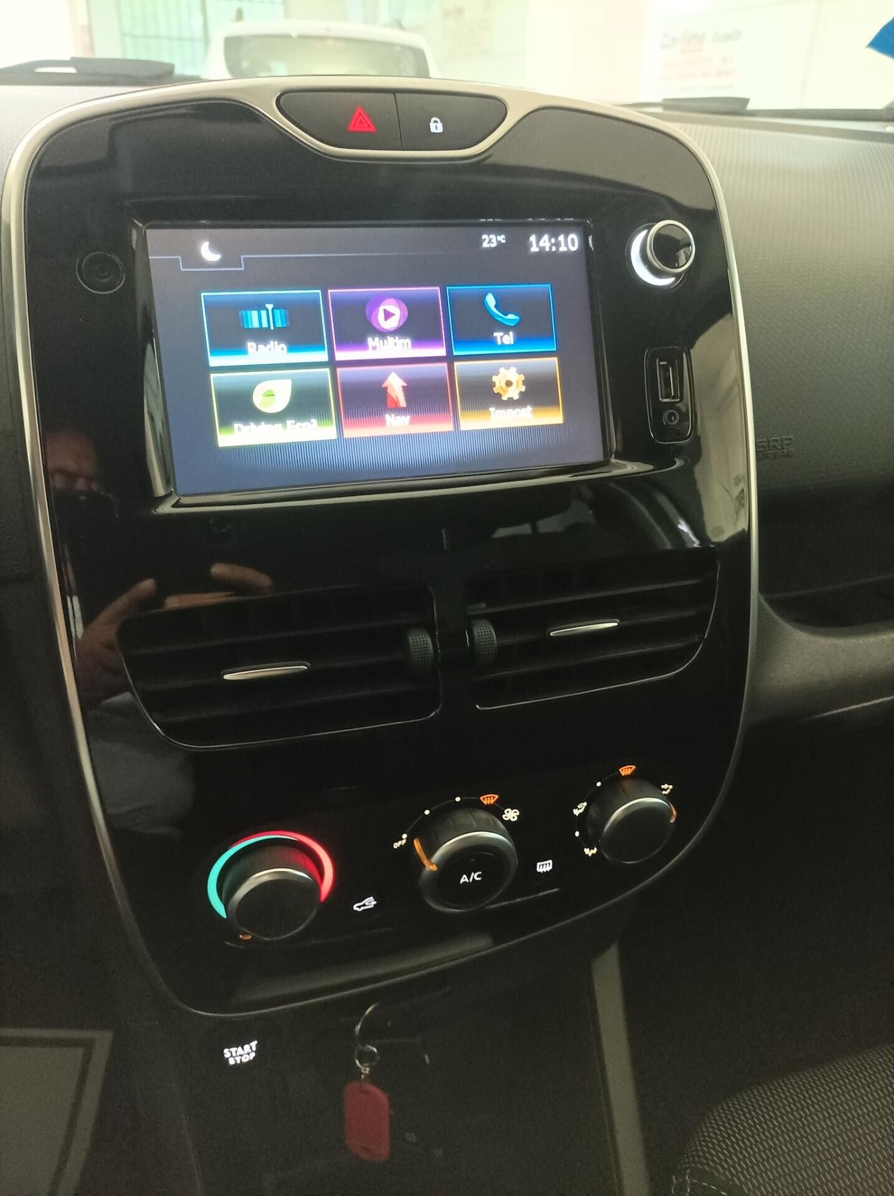 Renault Clio TCe 12V 90CV-2016(IN TRATTATIVA)