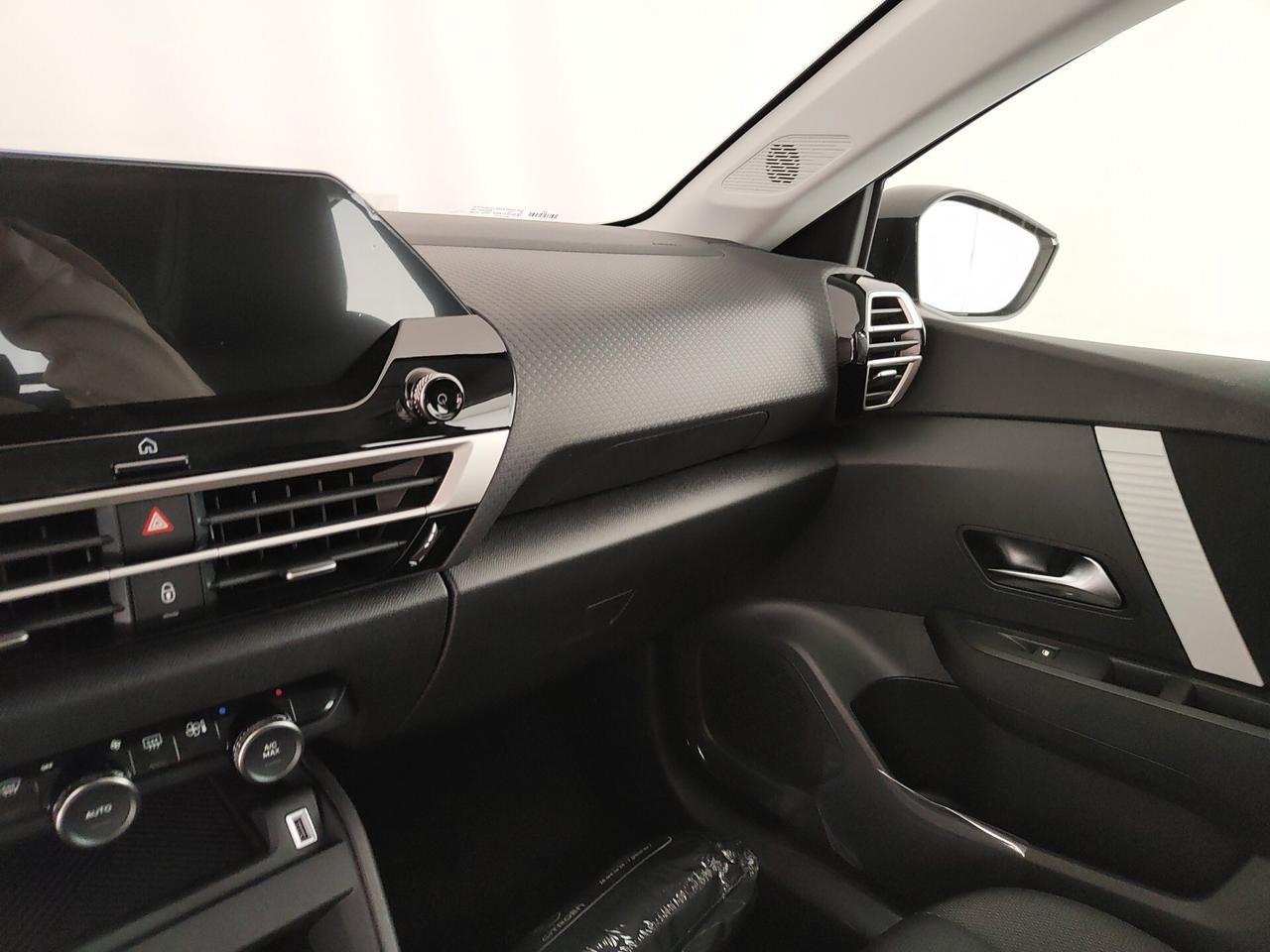 Citroen C4 Hybrid 136 e-DCS6 Plus