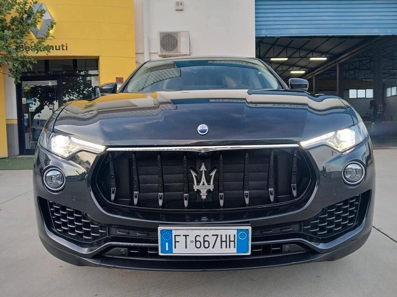 MASERATI Levante 3.0 V6 Diesel 250cv AWD