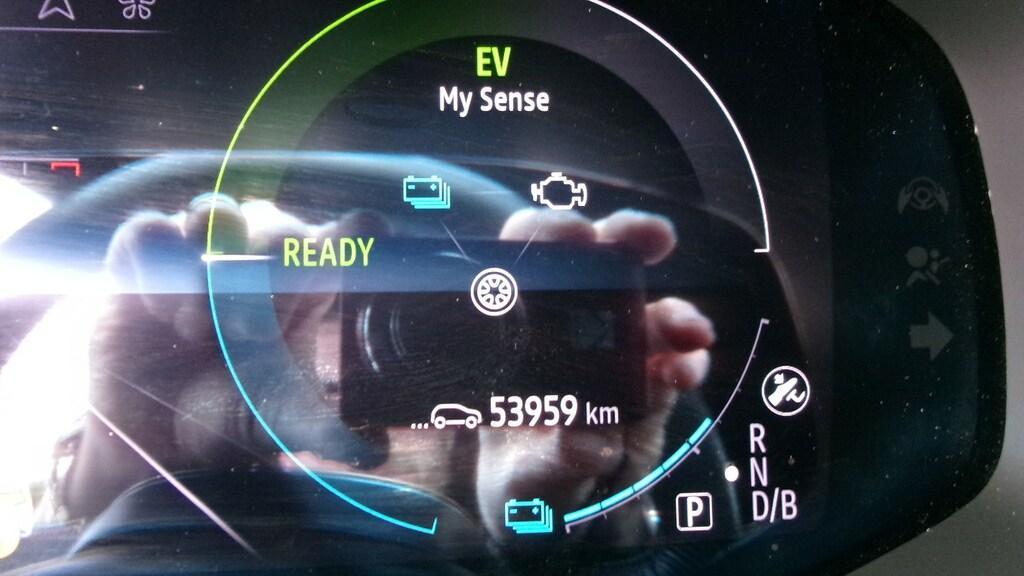 Renault Captur 1.6 Hybrid RS Line E-Tech Auto