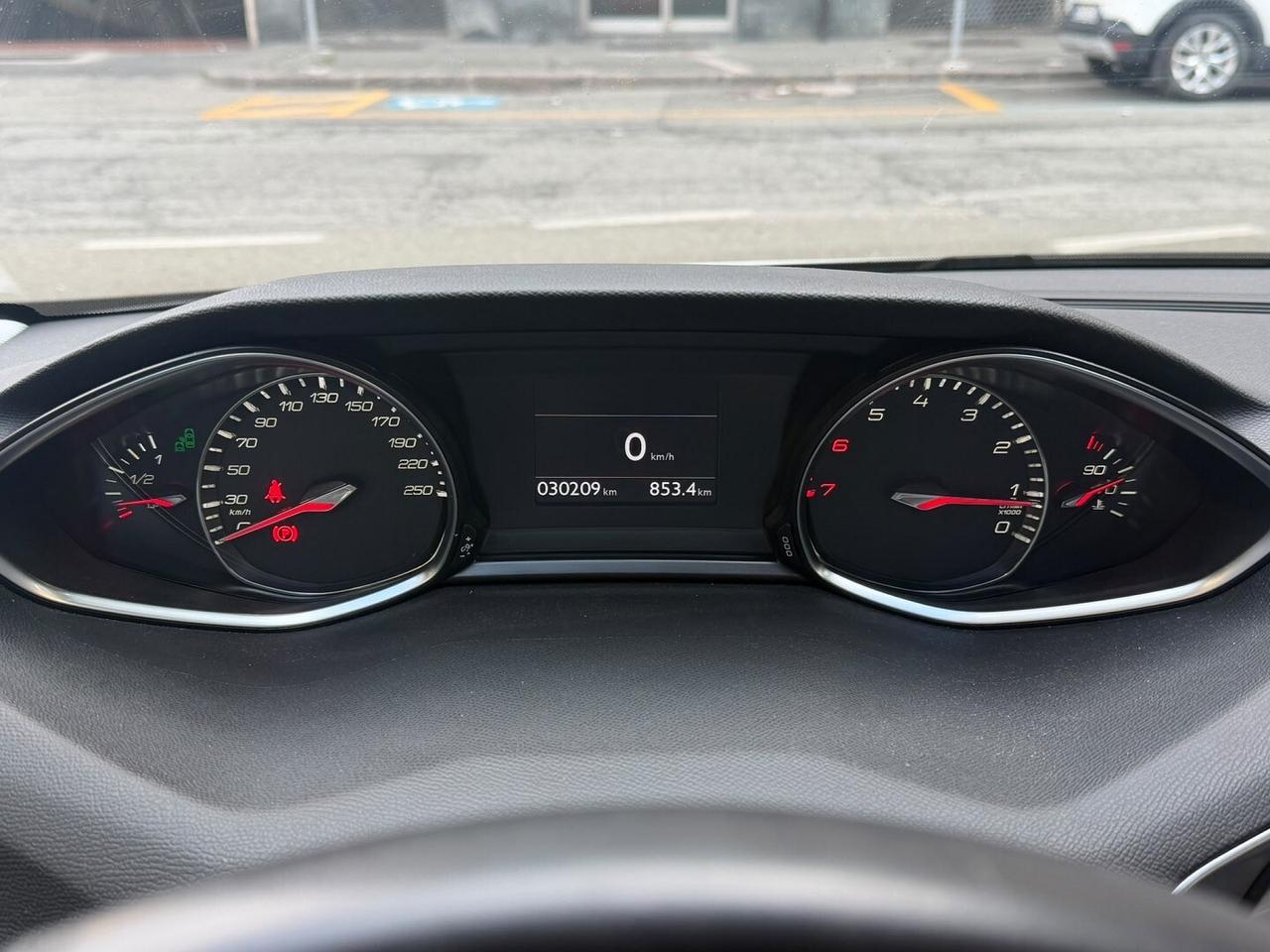 Peugeot 308 unipro 29.900km certificati