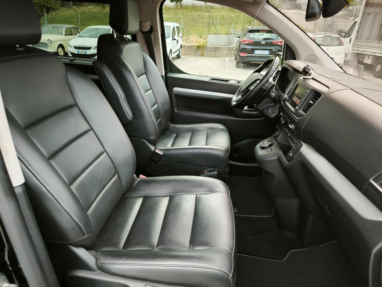 Peugeot Traveller BlueHDi 180 S&S EAT8 Standard Business Vip