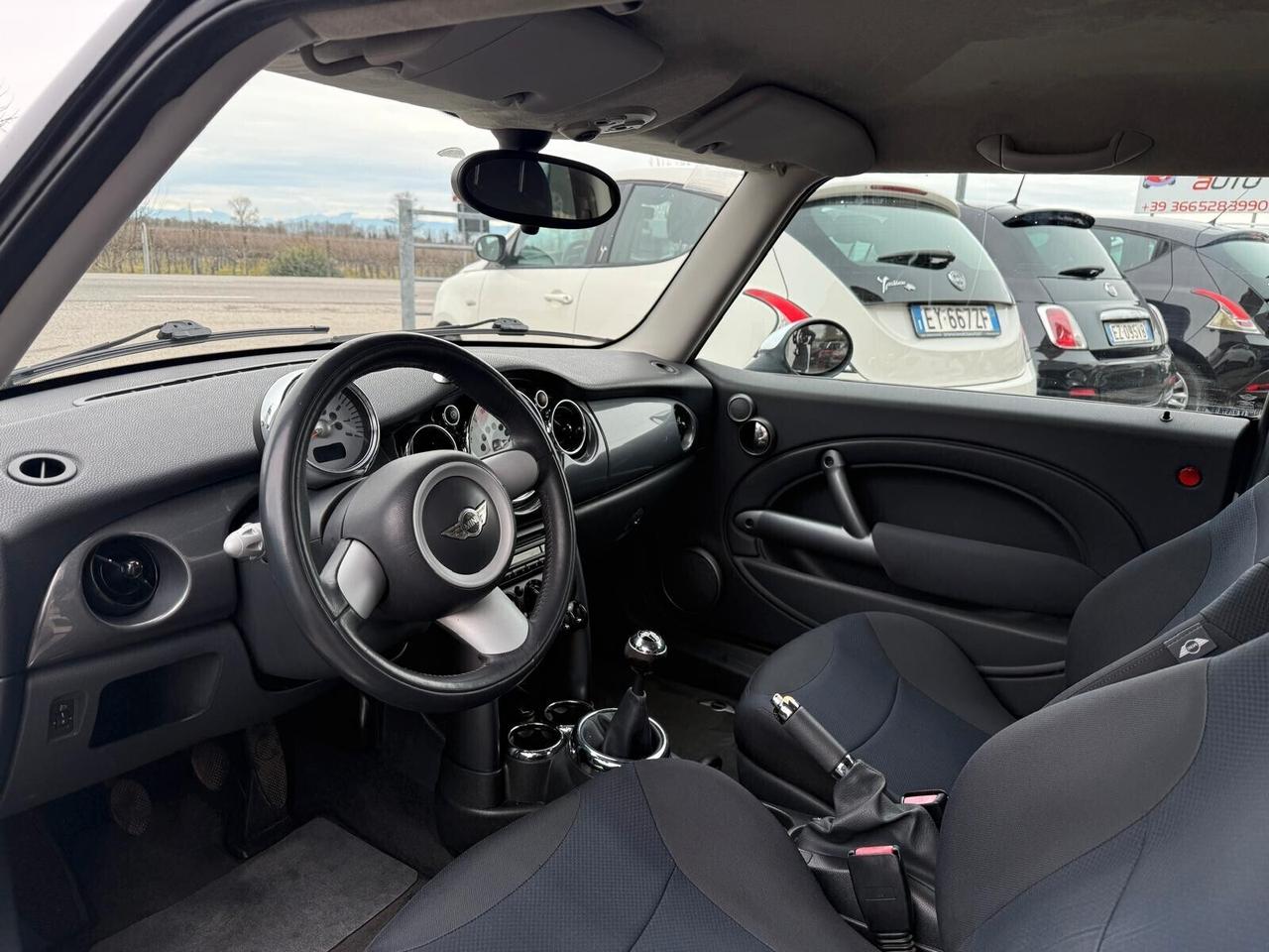 Mini 1.6 benzina Neopatentati