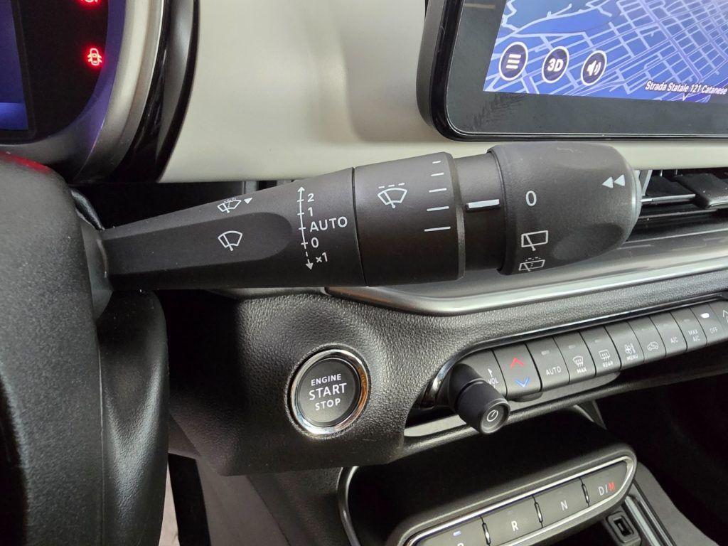 Fiat 600 Hybrid DCT MHEV La Prima