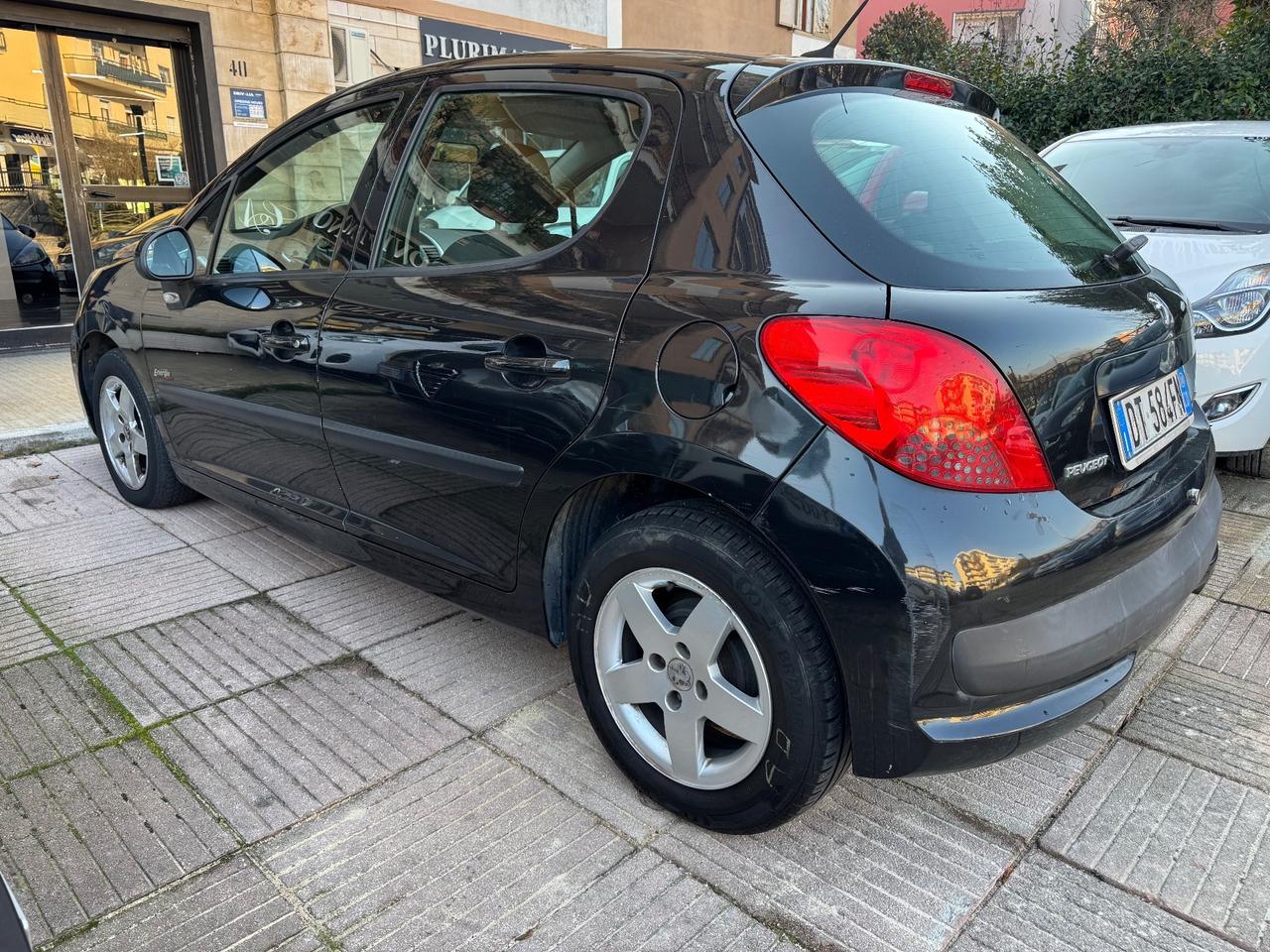 Peugeot 207 1.4 8V 75CV 5p. X Line ECO GPL