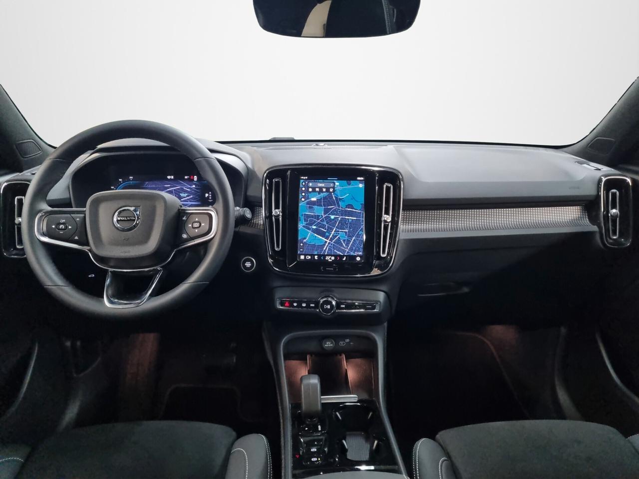 Volvo XC40 B3 automatico Ultimate Dark