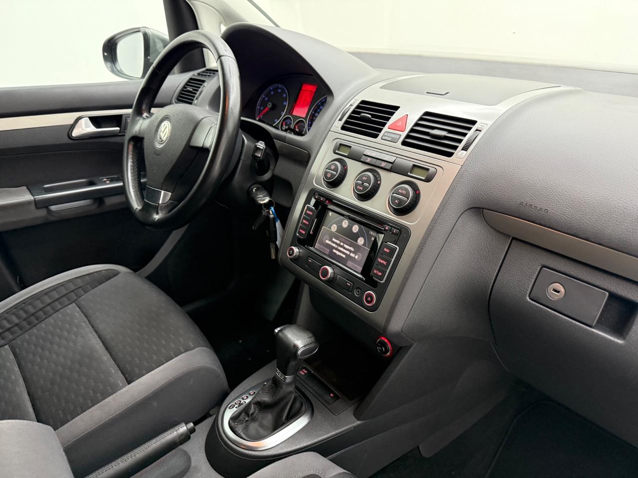 Volkswagen Touran 1.4 16V TSI 150CV DSG Highline Ecofuel