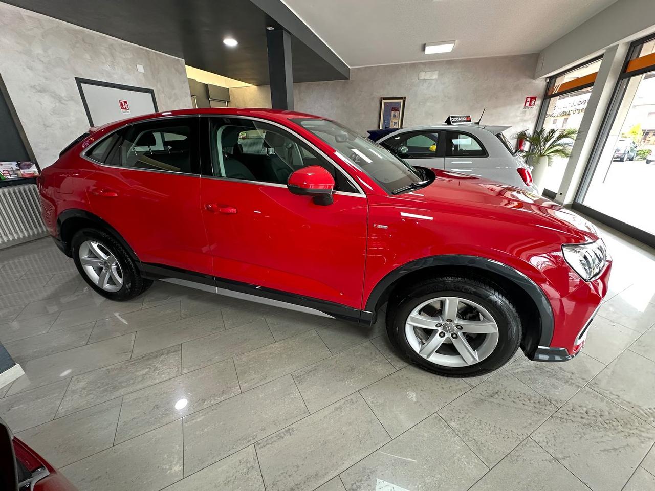 Audi Q3 S Line 2.0 35 TDI #5618