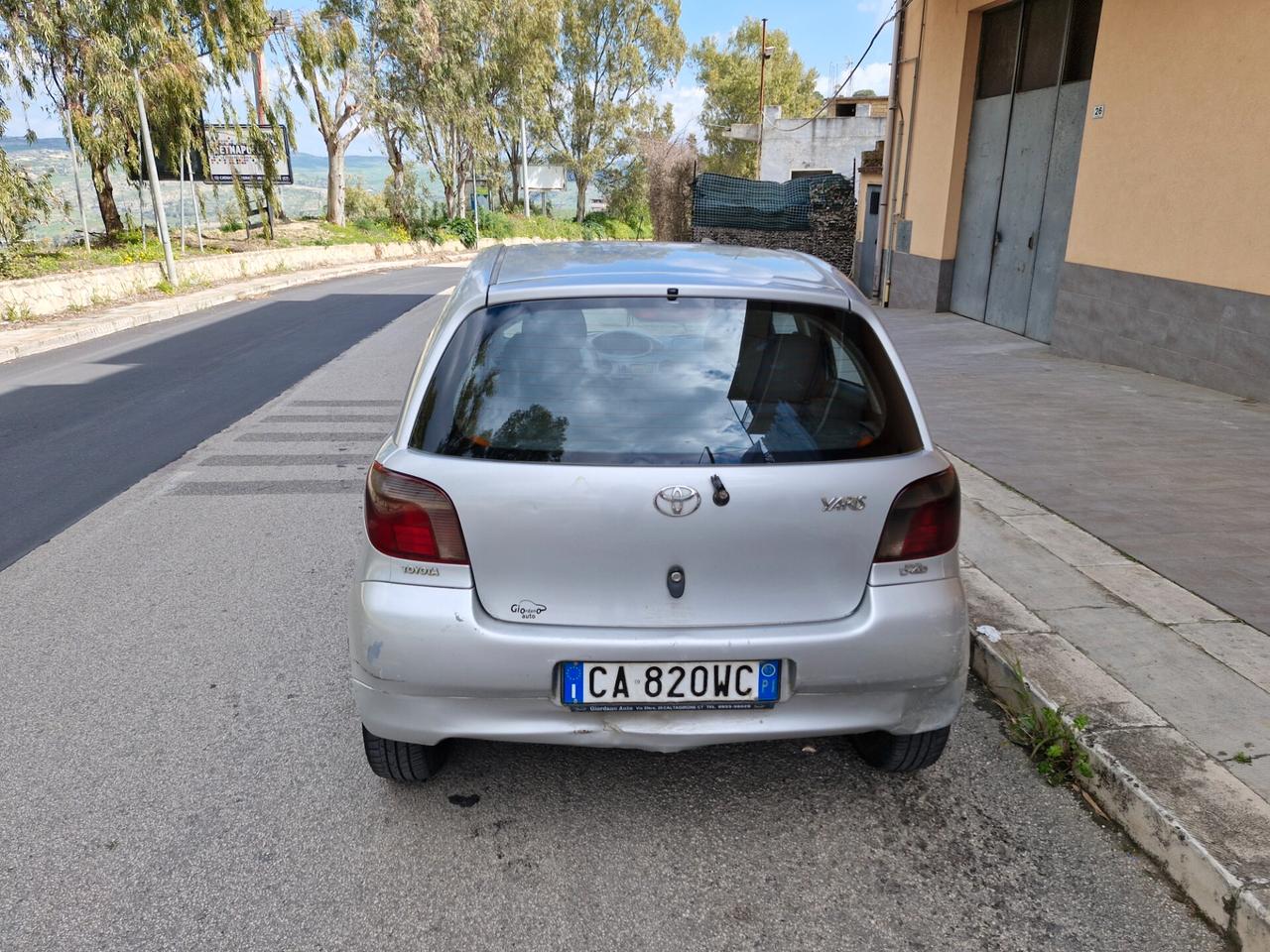 Toyota Yaris 1.4 tdi D-4D cat 5 porte Sol