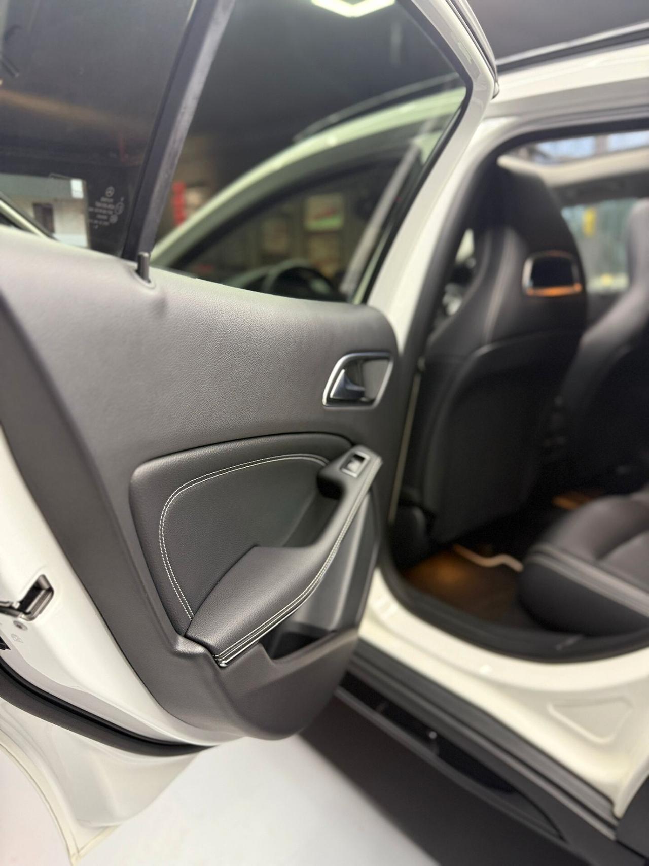 Mercedes-benz GLA 200 d Automatic Premium night edition