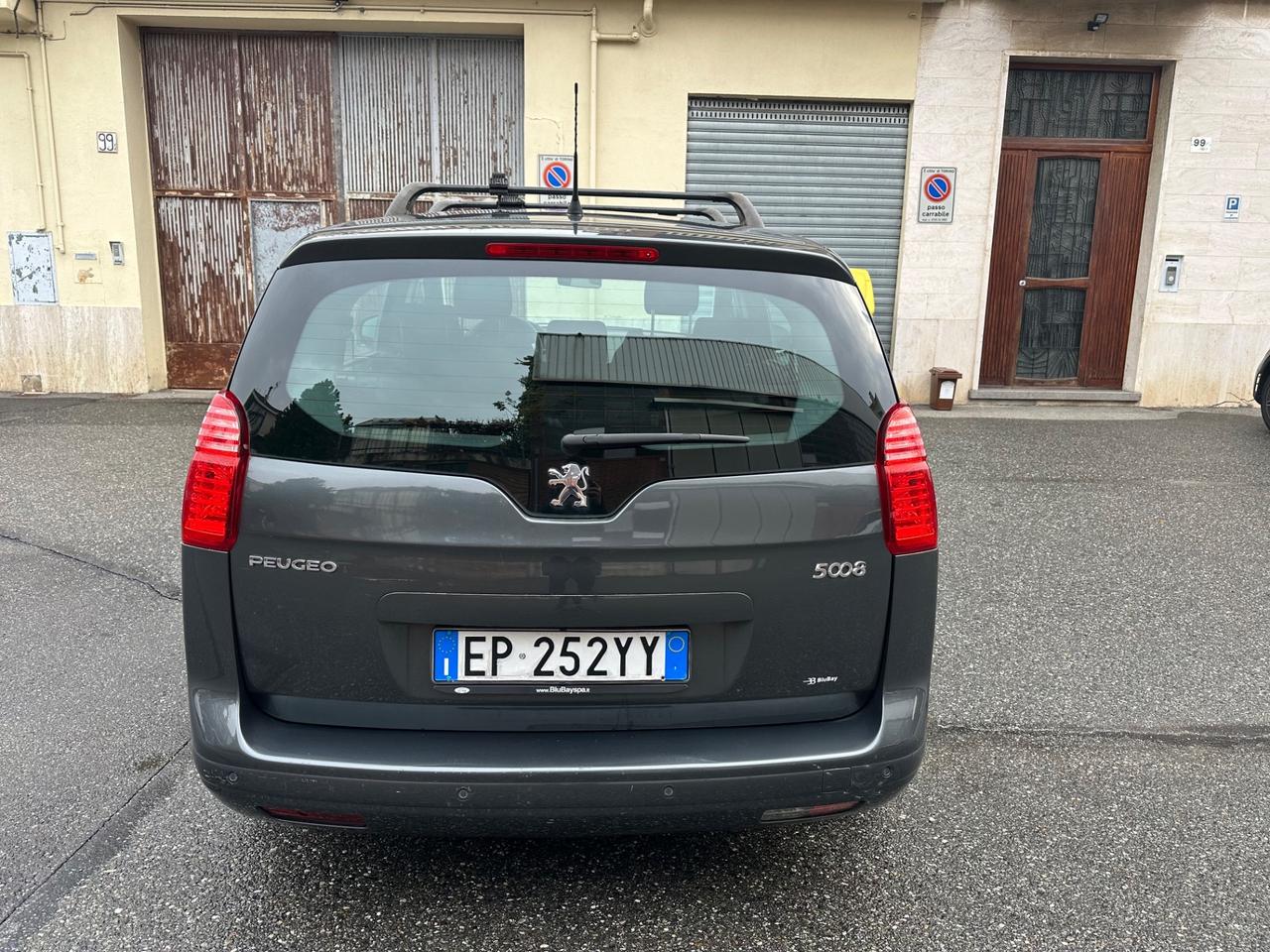 Peugeot 5008 1.6 HDi 115CV 7 posti euro 5